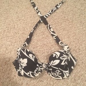 Tommy Bahama- Support